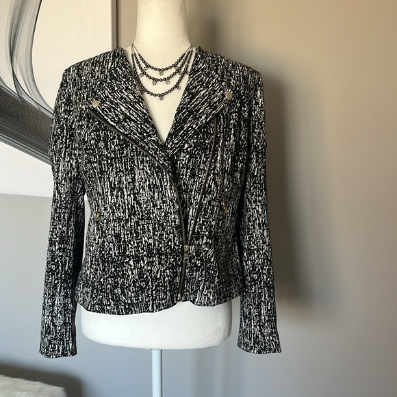 NWT Alice Hope Graphic Black & White Moto style diagonal zip blazer jacket - Picture 11 of 12
